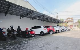 D'Paragon Pringwulung